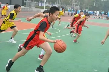 如何结合瑜伽提升篮球运动员的协调性_1